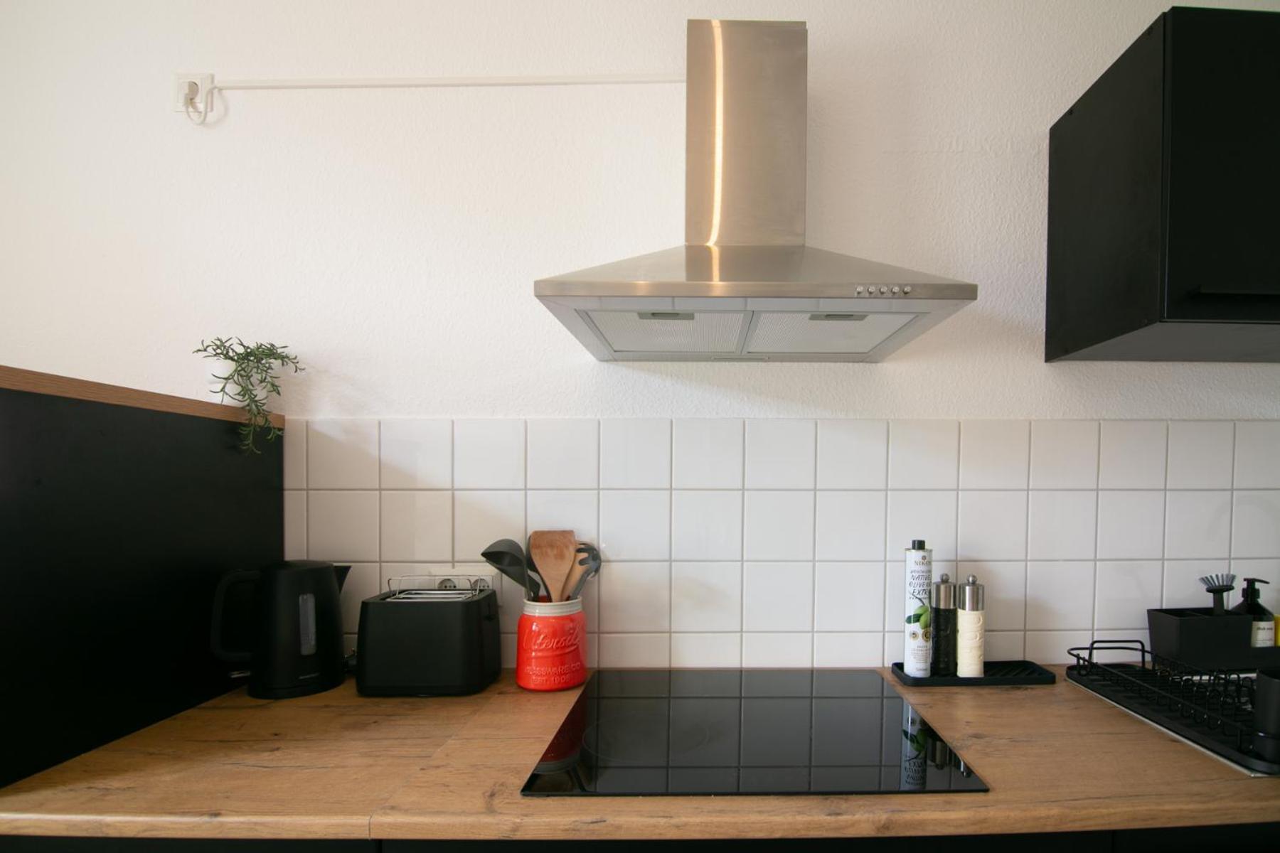 2 Zimmer, Bett Und Schlafsofa, Balkon, Waschmaschine L Leipzig Dış mekan fotoğraf